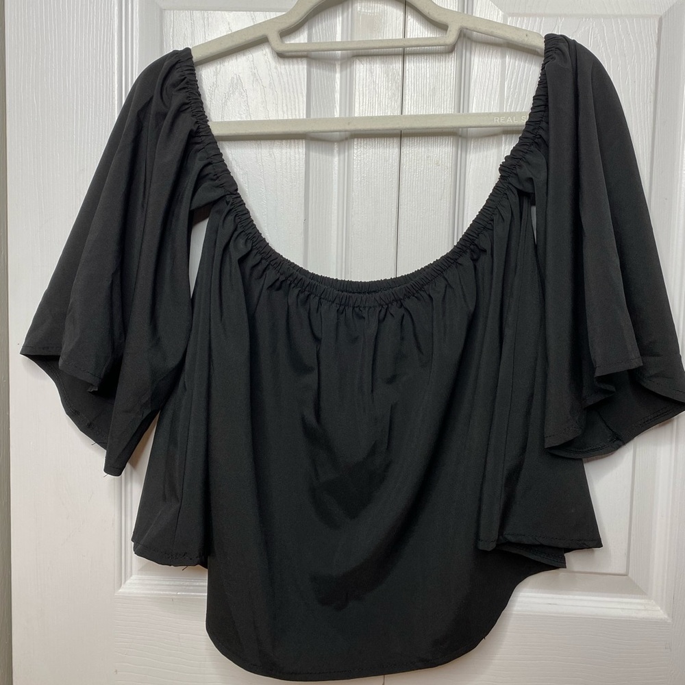 Black Shoulder-Off
